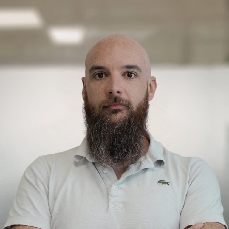 Headshots_Engineers_UK_Karl_Martinez