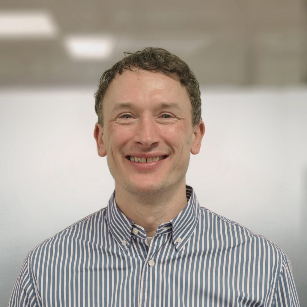 Headshots_Sales_UK_John Jackson