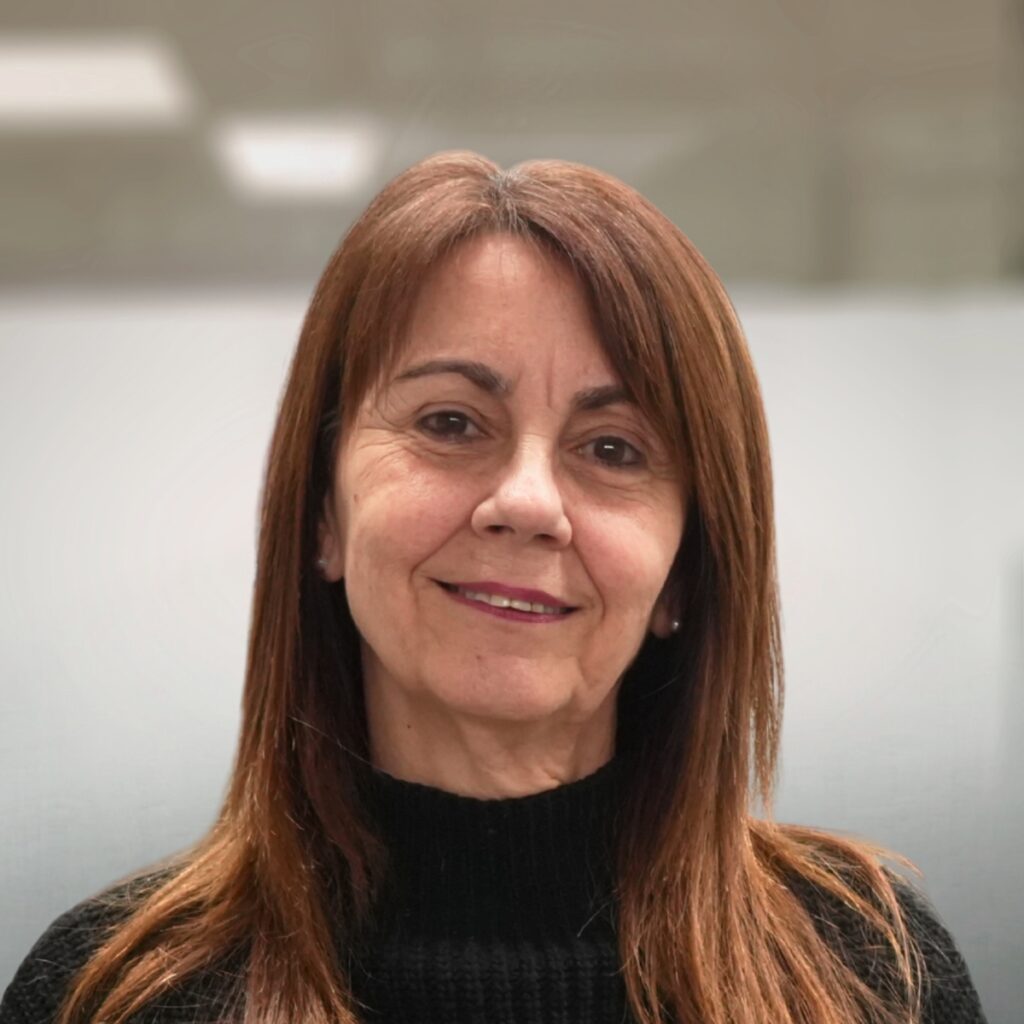 Headshot_CS_ES_Virginia Arcéo